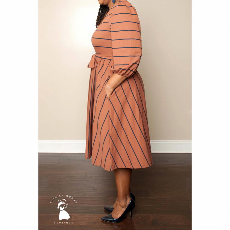 Chocolate and Navy Striped Midi Dress X-Large (Sizes 12-14) Chocolate and Navy Striped Midi Dress X-Large (Sizes 12-14)